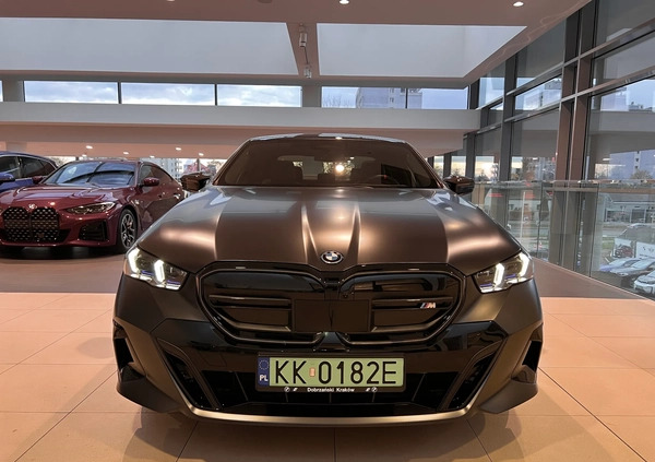 BMW i5 cena 541341 przebieg: 950, rok produkcji 2023 z Piastów małe 407